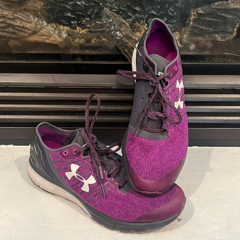 Under Armour Bandit 2 running shoes. Size 11